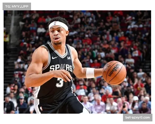 马刺替补席贡献稳定 尚帕尼凯尔登两双支撑体系